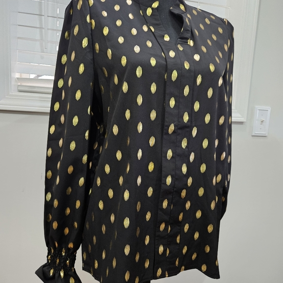 Top - Picture 1 of 5